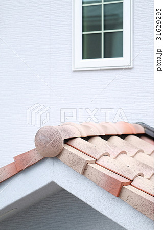 瓦屋根 (住宅 住まい マイホーム 南欧風 プロバンス風 アイアン ヨーロピアン) 31629295