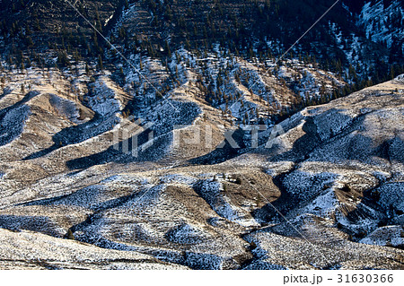Mountains British Columbia Canada 31630366