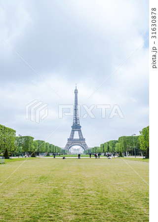 朝のエッフェル塔 朝のエッフェル塔 31630878