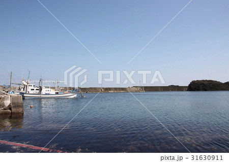 福井県三国町崎の海岸の様子 31630911