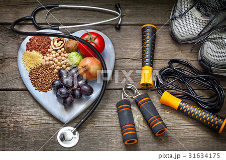 Healthy lifestyle concept with diet and fitness 31634175