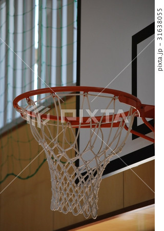 体育館のバスケットゴール 31638055