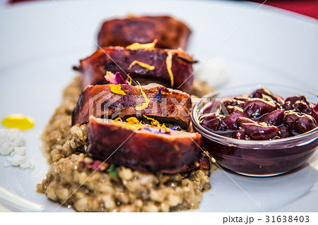 Detail on special designe for food on plate Detail on special designe for food on plate 31638403