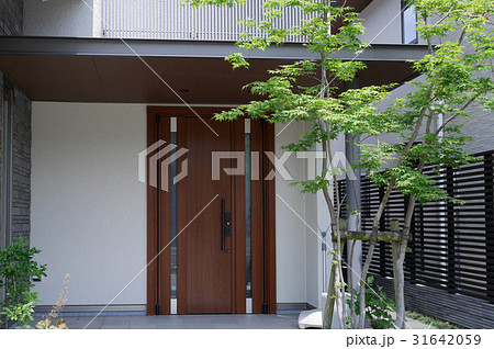 玄関 玄関 31642059