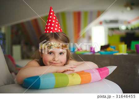 little girl lying and dreaming 31646455