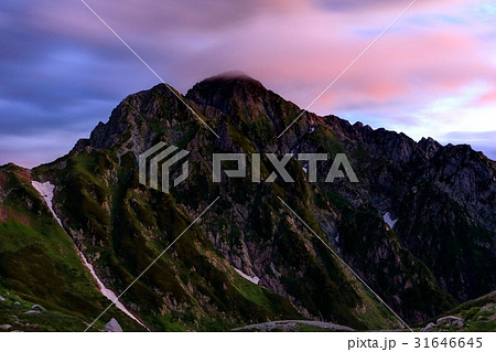 朝焼け雲と剱岳 朝焼け雲と剱岳 31646645
