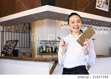 カフェスタッフ カフェスタッフ 31647398