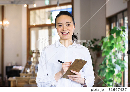 カフェスタッフ カフェスタッフ 31647427