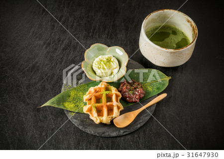抹茶ワッフル　Waffle of the powdered green tea 31647930