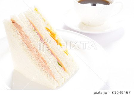 おいしいミックスサンドのモーニング 31649467