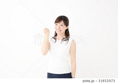 ガッツポーズ・女性 31652073