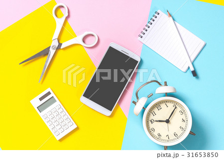 スマートフォンと文房具 31653850