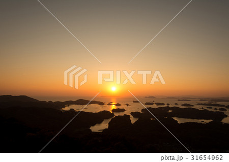 春の展海峰展望台からの眺め3 春の展海峰展望台からの眺め3 31654962