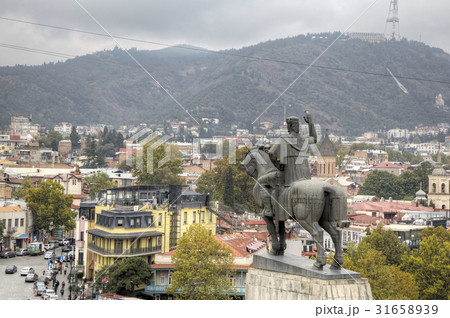 Monument to the founder of the city Tsar Vakhtang  31658939