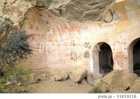 Mural painting 13th century, David Gareja monaste Mural painting 13th century, David Gareja monaste 31659216