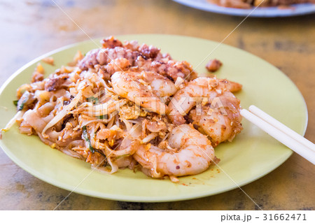 Close-up Penang Char Kuey Teow Close-up Penang Char Kuey Teow 31662471