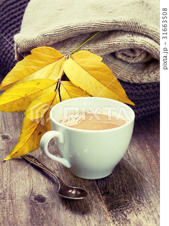 autumn cup of coffee (toning) 31663508