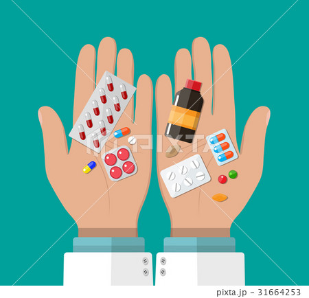 Hand of the pharmacist with pills and drugs 31664253