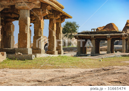 Ancient ruins on Hemakuta hill, Hampi, India 31665474