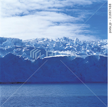 南極 海 氷山 31667488