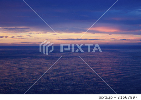 江原道 夕焼け 海 31667897