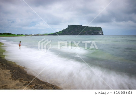 西帰浦市 城山日出峰 世界文化遺産 31668333