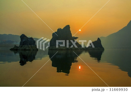 川 河 嶋潭三峰 31669930