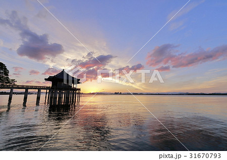 浮御堂の夜明け 31670793