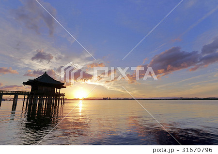 浮御堂の夜明け 31670796