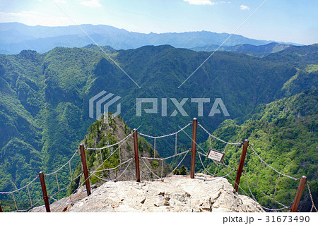 【大台ヶ原 大蛇嵓】 奈良県吉野郡上北山村 31673490