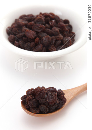 レーズン 31679050