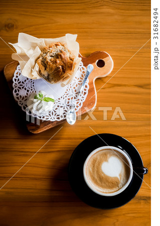 coffee and muffin coffee and muffin 31682494
