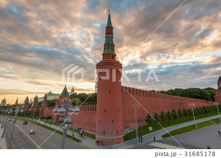 Dramatic sunset over Moscow Kremlin, Russia 31685178