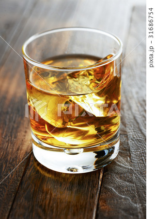 ウイスキー 31686754