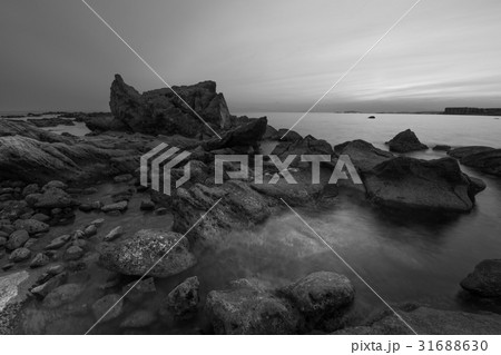 葉山の海の水鏡 葉山の海の水鏡 31688630