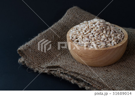 pearls barley grain seed on background. pearls barley grain seed on background. 31689014