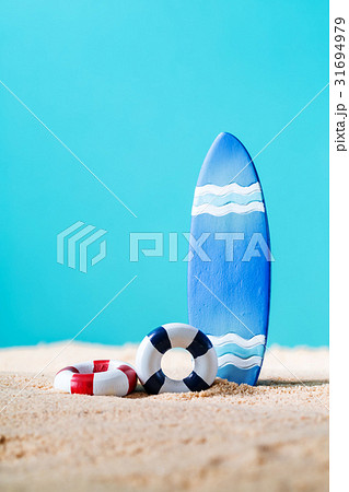 Summer theme with surfboard 31694979