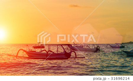 Sunset with boats in the foreground, Nusa Penida 31696214