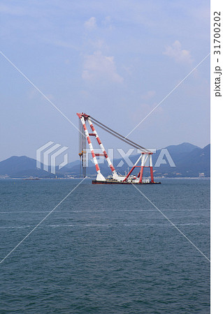 慶南 クレーン 海 31700202