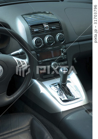 ギア 部分 自動車 31703796