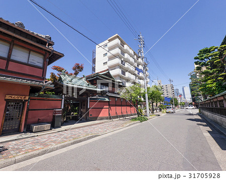 名古屋市中村区日吉町　大門地区　古い町並　べんがら亭前 31705928