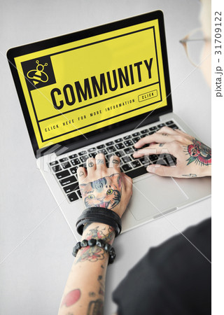 Yellow Bee Website Homepage Chat Phrases Yellow Bee Website Homepage Chat Phrases 31709122
