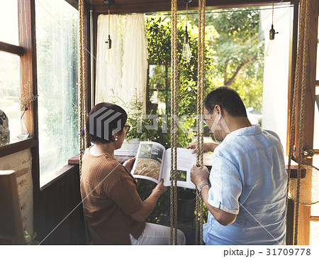 Adult Affection Bonding Casual Cheerful Family 31709778