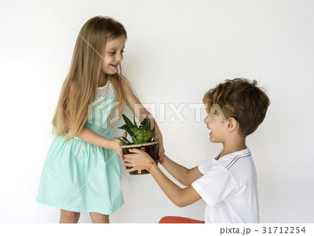 Couple Kids Friend Togetherness Protrait 31712254