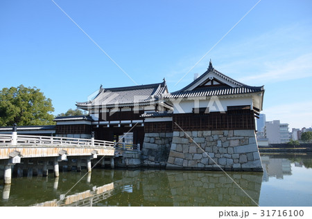広島城 表御門と平櫓 広島城 表御門と平櫓 31716100