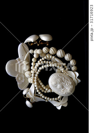 象牙（装飾品） 31716923