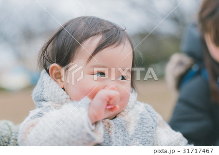 play at the park 1 year old play at the park 1 year old 31717467
