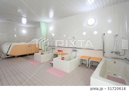 介護施設の大浴場と特浴場 介護施設の大浴場と特浴場 31720618