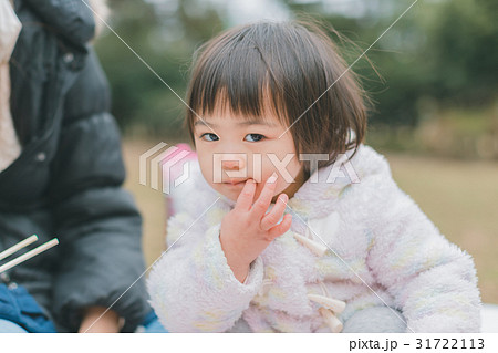 play at the park　1 year old 31722113