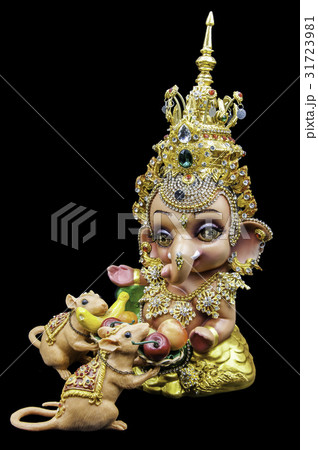 Hindu god ganesha.ganesha kid.isolate Hindu god ganesha.ganesha kid.isolate 31723981